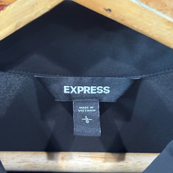 Express Black Button-Up Blouse - Picture 5 of 12
